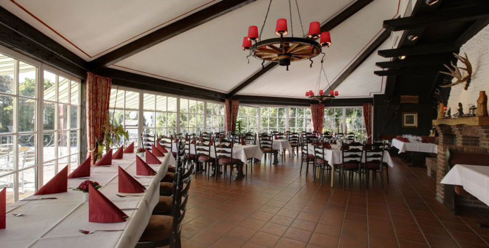 Hotel Restaurant Zum Jaegerheim Wendeburg Exterior foto